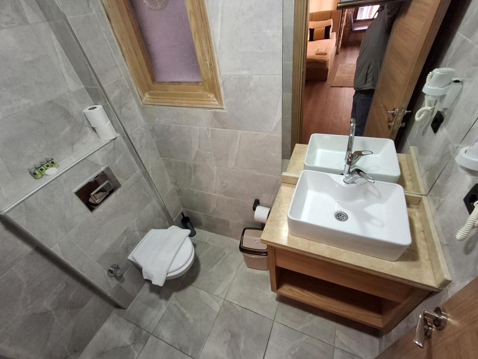 Готель Besiktas Guest House